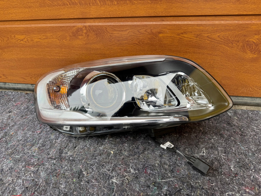 Frontscheinwerfer Volvo Xc60 I 31698809 Xenon Rechts Scheinwerfer Headlight SCH9850522032jy
