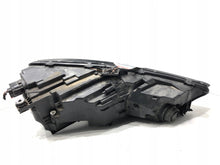 Laden Sie das Bild in den Galerie-Viewer, Frontscheinwerfer Audi A4 B9 8W0941033 Ein Stück (Rechts oder Links) Headlight