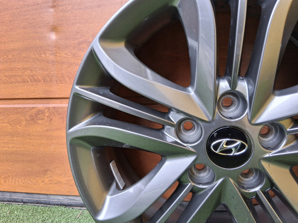 1x Alufelge 17 Zoll 6.5" 5x114.3 51ET Glanz Graphit 52910-2Y650 Hyundai Ix35 FEL4215474821km