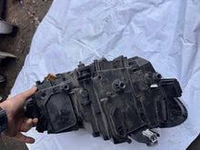 Laden Sie das Bild in den Galerie-Viewer, Frontscheinwerfer VW Touran 5TB941035B LED Links Scheinwerfer Headlight SCH9779371386dl