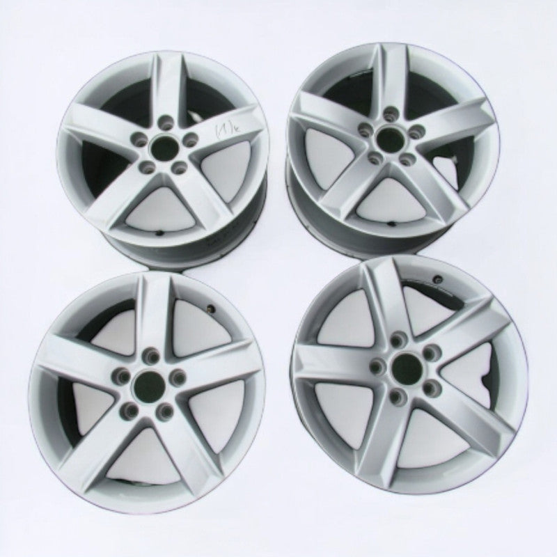 4x Alufelge 16 Zoll 7.0" 5x112 46ET Glanz Silber 8K0071496 Audi A4 B8 Rim Wheel