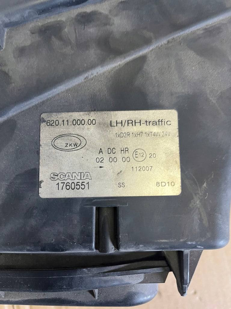 Frontscheinwerfer 1760551 Links Scheinwerfer Headlight SCH4449660519dy