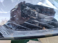 Laden Sie das Bild in den Galerie-Viewer, Frontscheinwerfer Skoda Octavia IV 5E4941016B LED Rechts Scheinwerfer Headlight SCH9084943523mu
