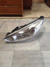 Load image into Gallery viewer, Frontscheinwerfer Ford F1EB13W030AB Links Scheinwerfer Headlight SCH3706728382ir