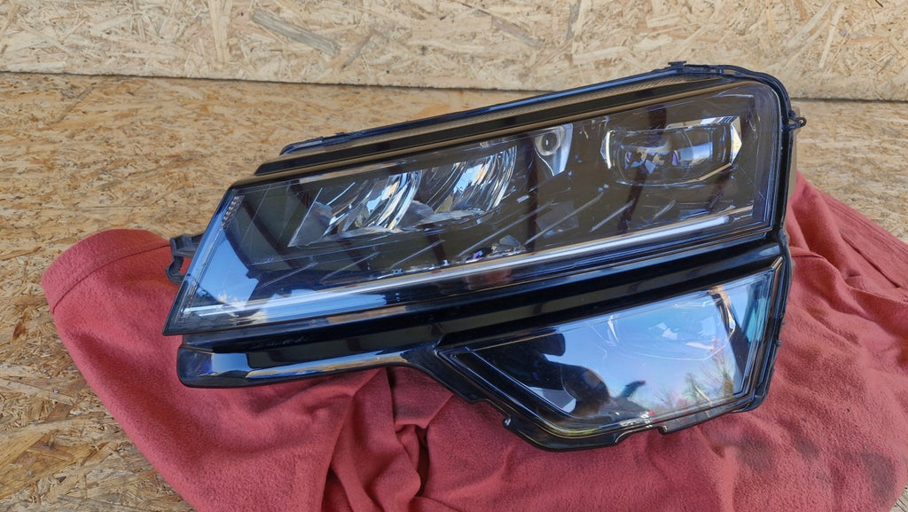 Frontscheinwerfer Skoda Karoq 57B941015F Links Scheinwerfer Headlight SCH5893132504px