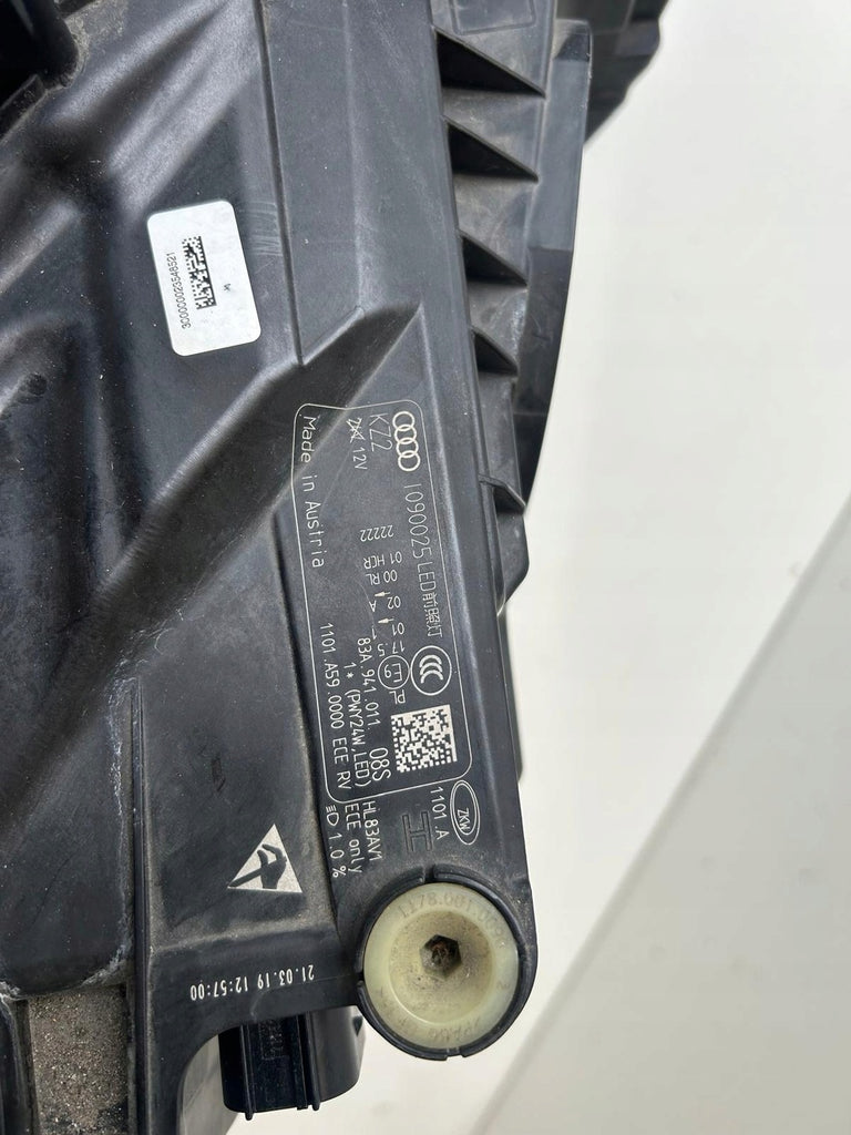 Frontscheinwerfer Audi Q3 83A941011 Links Scheinwerfer Headlight