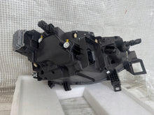 Laden Sie das Bild in den Galerie-Viewer, Frontscheinwerfer VW 11B941035N Links Scheinwerfer Headlight SCH6917904957lg