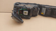 Laden Sie das Bild in den Galerie-Viewer, Frontscheinwerfer Audi A8 Bi-Xenon Ein Satz Scheinwerfer Headlight SCH3633282006je