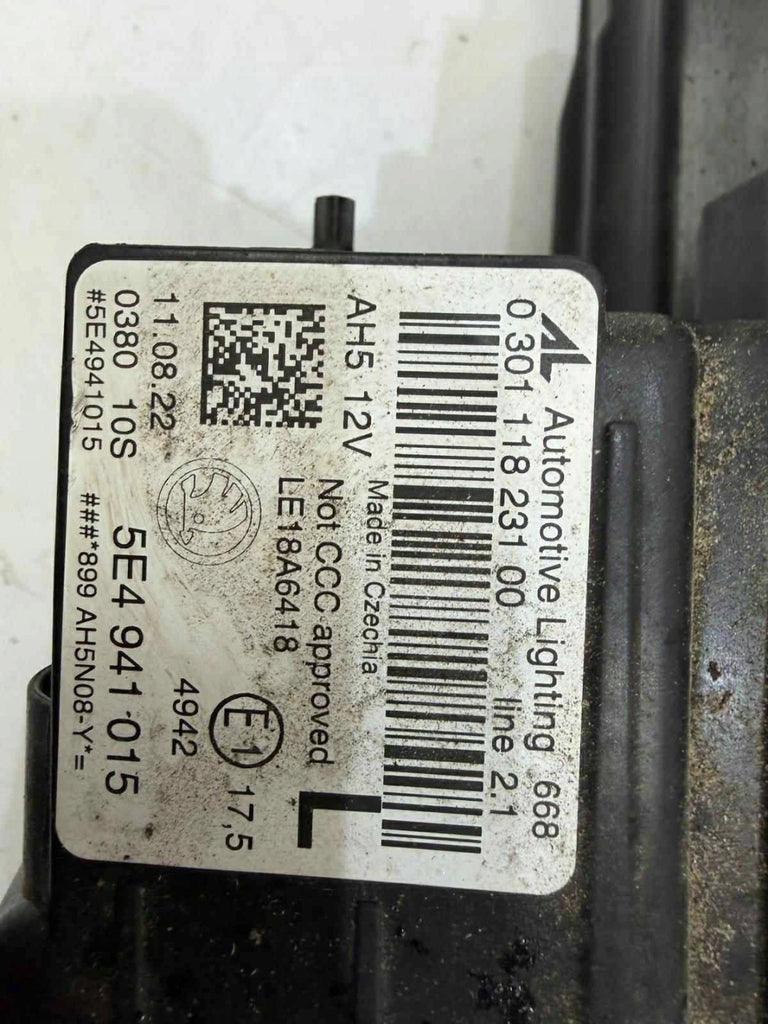 Frontscheinwerfer Skoda Octavia IV 030111823100 5E4941015 Links Headlight SCH4935312545oq