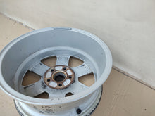 Laden Sie das Bild in den Galerie-Viewer, 1x Alufelge 16 Zoll 7.0&quot; 5x108 50ET 30724024 Volvo Rim Wheel