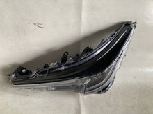Load image into Gallery viewer, Frontscheinwerfer Toyota Corolla 81150-02S70 LED Links Scheinwerfer Headlight SCH9019478221xn