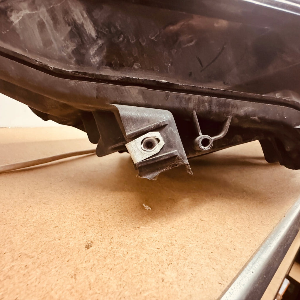 Frontscheinwerfer Opel Astra 39055746 LED Rechts Scheinwerfer Headlight SCH5421313581pu