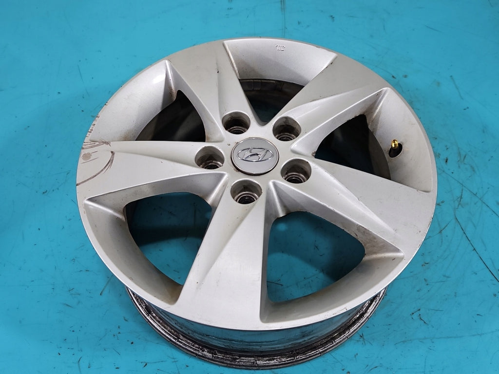 4x Alufelge 16 Zoll 6.5" 5x114.3 53ET Hyundai Elantra Rim Wheel FEL9330548621vt