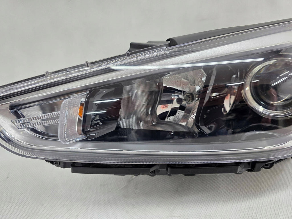 Frontscheinwerfer Hyundai I30 III G4921-21030 Links Scheinwerfer Headlight SCH9579578709hl