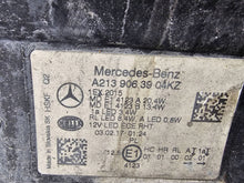 Laden Sie das Bild in den Galerie-Viewer, Frontscheinwerfer Mercedes-Benz W213 A2139063904 Links Scheinwerfer Headlight SCH1426112275cz