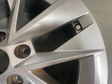 Laden Sie das Bild in den Galerie-Viewer, 1x Alufelge 17 Zoll 7.0&quot; 5x112 46ET 5E3601025E Skoda Octavia Iv Rim Wheel