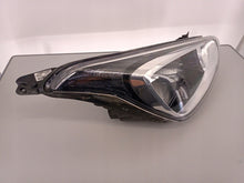 Load image into Gallery viewer, Frontscheinwerfer Hyundai I10 92102-B9000 Rechts Scheinwerfer Headlight