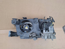 Laden Sie das Bild in den Galerie-Viewer, Frontscheinwerfer BMW E46 6910967 6910968 Xenon Ein Stück (Rechts oder Links) SCH5693388197qp