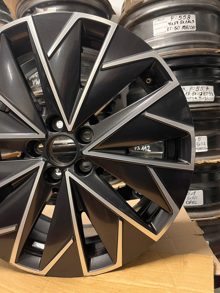 1x Alufelge 17 Zoll 6.5" 5x100 40ET Glanz Graphit 658601025F Skoda I Rim Wheel FEL7366347780tf