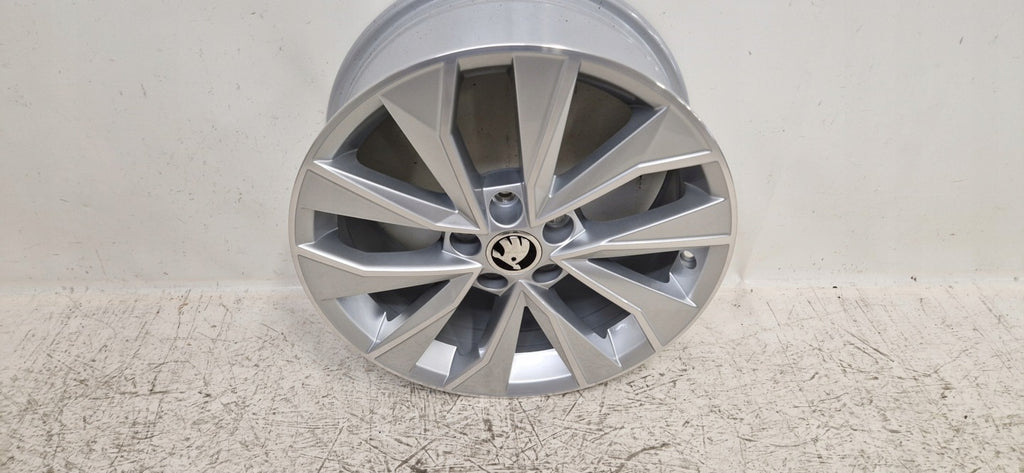 1x Alufelge 16 Zoll 7.0" 5x110 46ET 6V0601025F Skoda Fabia Iii Rim Wheel FEL9843349546li