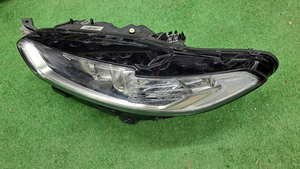 Frontscheinwerfer Ford Mondeo Fusion DS73-13W030-AE LED Links Headlight