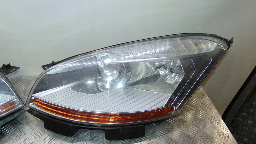 Frontscheinwerfer Citroën C4 Picasso I Ein Stück (Rechts oder Links) Headlight