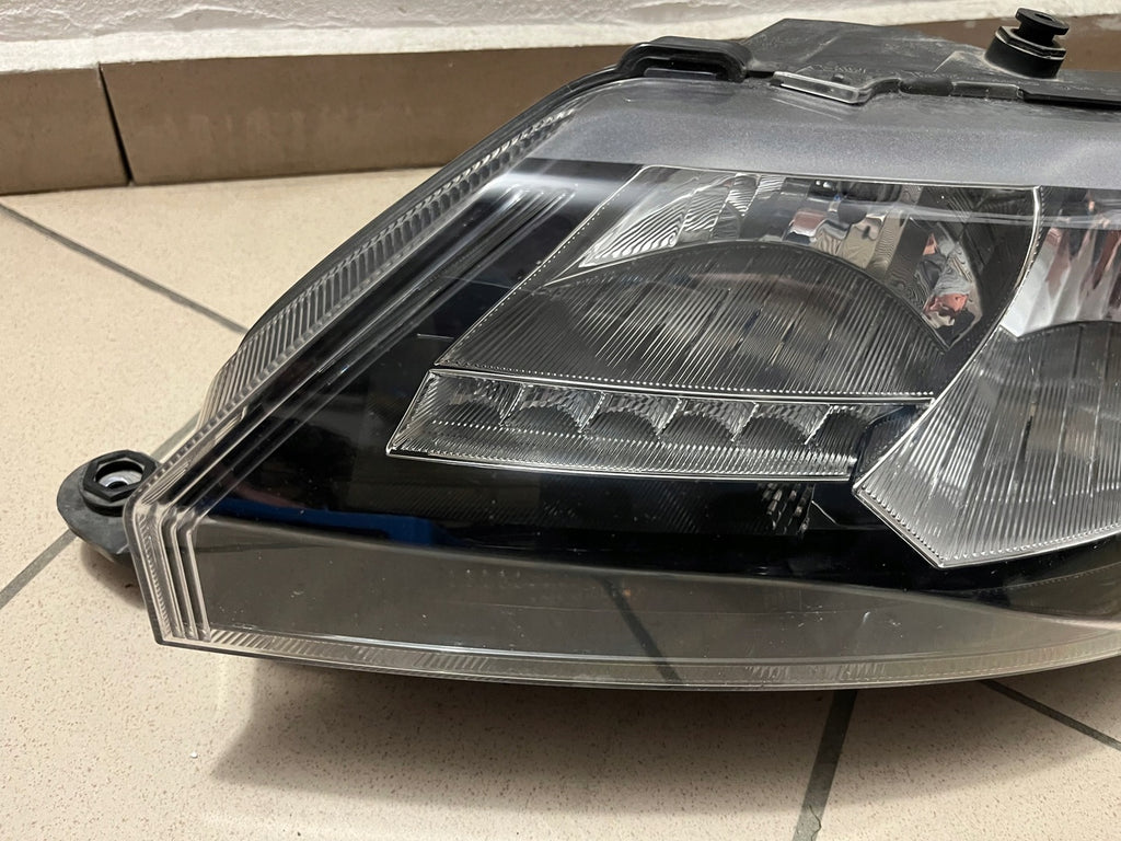 Frontscheinwerfer Skoda Rapid 5JB941015B Links Scheinwerfer Headlight SCH8213290038gl