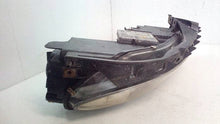 Laden Sie das Bild in den Galerie-Viewer, Frontscheinwerfer Mazda 6 I Links Scheinwerfer Headlight SCH3428542130af