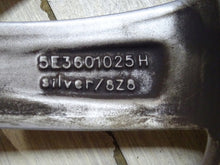 Laden Sie das Bild in den Galerie-Viewer, 1x Alufelge 18 Zoll 7.5&quot; 5x112 43ET 5E3601025H Skoda Octavia Iv Rim Wheel