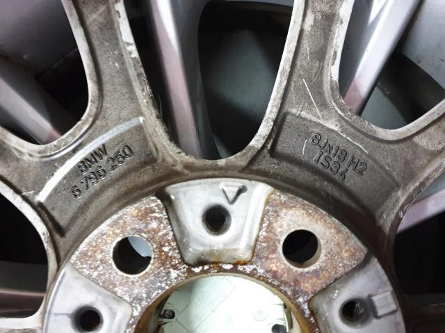 1x Alufelge 18 Zoll 8.5" 5x120 47ET Glanz Silber 6796251 BMW F30 F32 F31 FEL4221333434qk