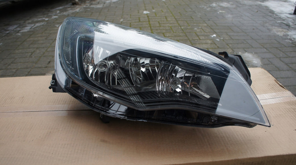 Frontscheinwerfer Opel Astra J 13365291 1EG010011-16 LED Rechts Headlight