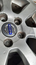 Laden Sie das Bild in den Galerie-Viewer, 1x Alufelge 16 Zoll 7.0&quot; 5x108 31200601 Volvo Rim Wheel