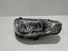 Laden Sie das Bild in den Galerie-Viewer, Frontscheinwerfer Mitsubishi Outlander II 8301C594 Xenon Rechts Headlight