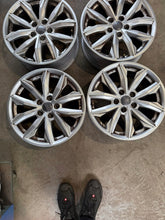 Laden Sie das Bild in den Galerie-Viewer, 4x Alufelge 17 Zoll 7.0" 5x112 34ET 80A601025J Audi Rim Wheel FEL8753225882em