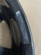 Laden Sie das Bild in den Galerie-Viewer, 1x Alufelge 17 Zoll 6.5" 5x112 46ET KBA53528 Audi Rim Wheel FEL7107003988ta