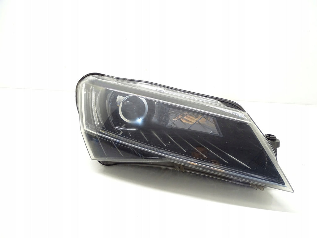 Frontscheinwerfer Skoda Superb III 3V2941016A 17873493797 LED Rechts Headlight