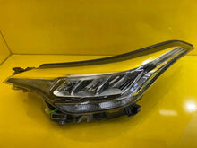 Load image into Gallery viewer, Frontscheinwerfer Toyota 81150-F4180-00 LED Links Scheinwerfer Headlight