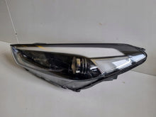 Laden Sie das Bild in den Galerie-Viewer, Frontscheinwerfer Hyundai Tucson 92101-D7000 Links Scheinwerfer Headlight