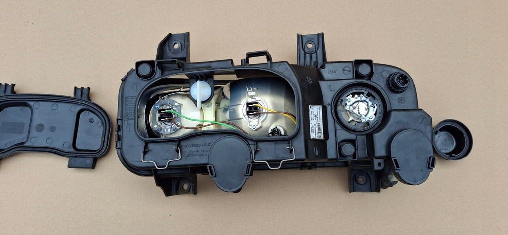Frontscheinwerfer Mercedes-Benz A9678200061 Links Scheinwerfer Headlight SCH1540033587xp