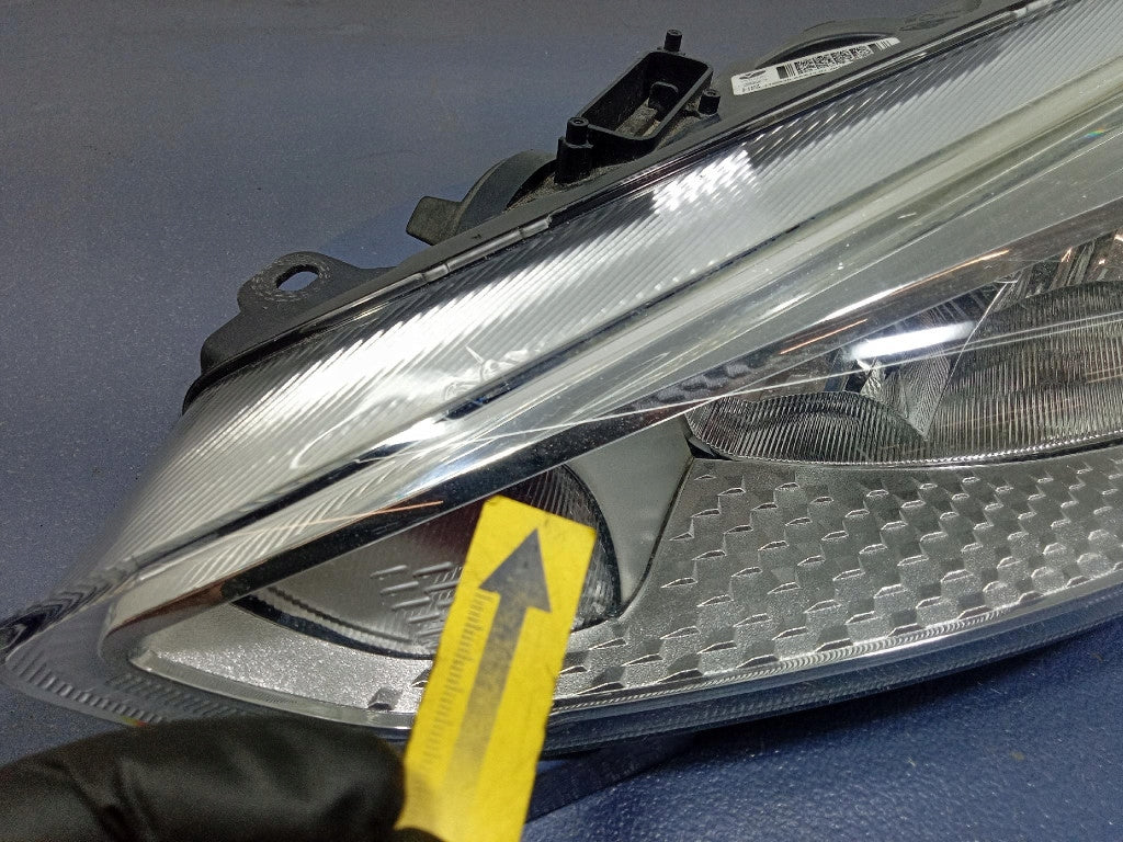 Frontscheinwerfer Ford Focus -1006448-F1EB-13W030-AE Links Headlight SCH3733255006sj