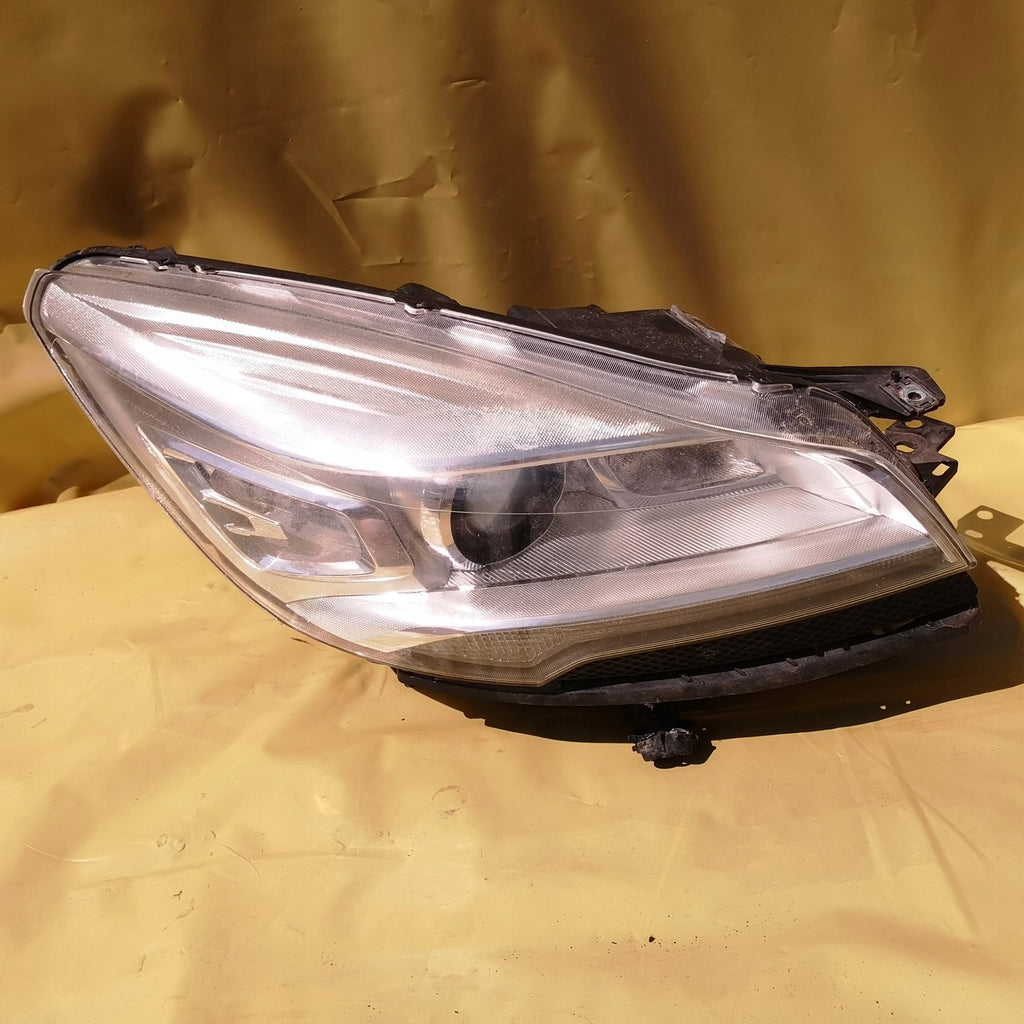 Frontscheinwerfer Ford Kuga CV44-13D154-BH Xenon Rechts Scheinwerfer Headlight