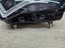 Laden Sie das Bild in den Galerie-Viewer, Frontscheinwerfer Cupra Ateca 576941032B 1EX014 891-32 LED Rechts Headlight SCH2970903046qc