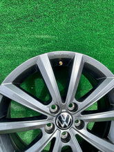 Load image into Gallery viewer, 1x Alufelge 16 Zoll 6.0" 5x100 45ET Glanz Silber 2G0601025AF VW I Rim Wheel FEL1550944053ew