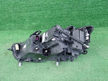 Laden Sie das Bild in den Galerie-Viewer, Frontscheinwerfer Seat Tarraco 90188326 Rechts Scheinwerfer Headlight