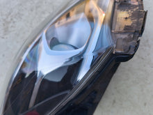 Laden Sie das Bild in den Galerie-Viewer, Frontscheinwerfer Toyota Yaris FPW1718 Rechts Scheinwerfer Headlight SCH6970692350pw