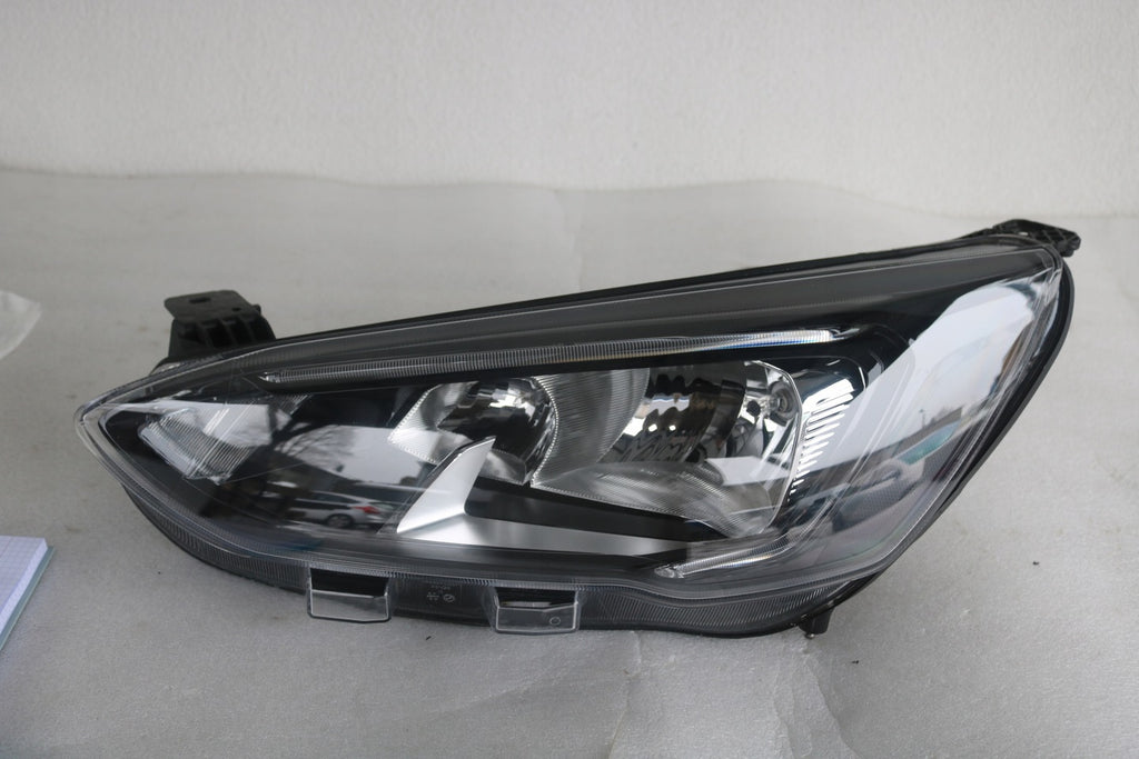 Frontscheinwerfer Ford Focus JX7B-13W030-CE Links Scheinwerfer Headlight SCH9906547791tv