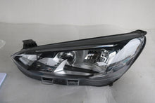 Laden Sie das Bild in den Galerie-Viewer, Frontscheinwerfer Ford Focus JX7B-13W030-CE Links Scheinwerfer Headlight SCH9906547791tv