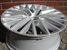 Load image into Gallery viewer, 1x Alufelge 17 Zoll 7.0&quot; 5x112 33ET 1K8601025L VW Scirocco Passat Golf Rim Wheel