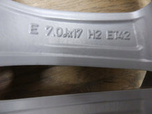 Laden Sie das Bild in den Galerie-Viewer, 1x Alufelge 17 Zoll 7.0" 5x112 42ET Glanz Silber 8W0601025P Audi A4 Rim Wheel FEL6253181186vl