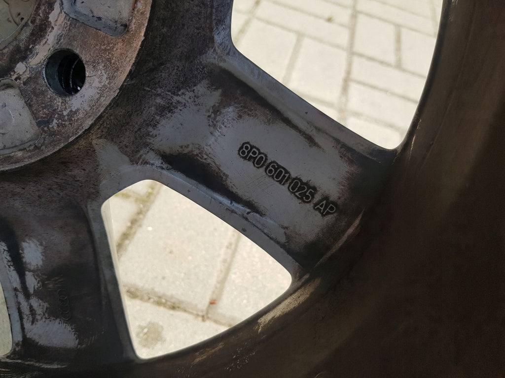 1x Alufelge 16 Zoll 6.5" 5x112 50ET Glanz Silber 8P0601025 Audi A3 Rim Wheel